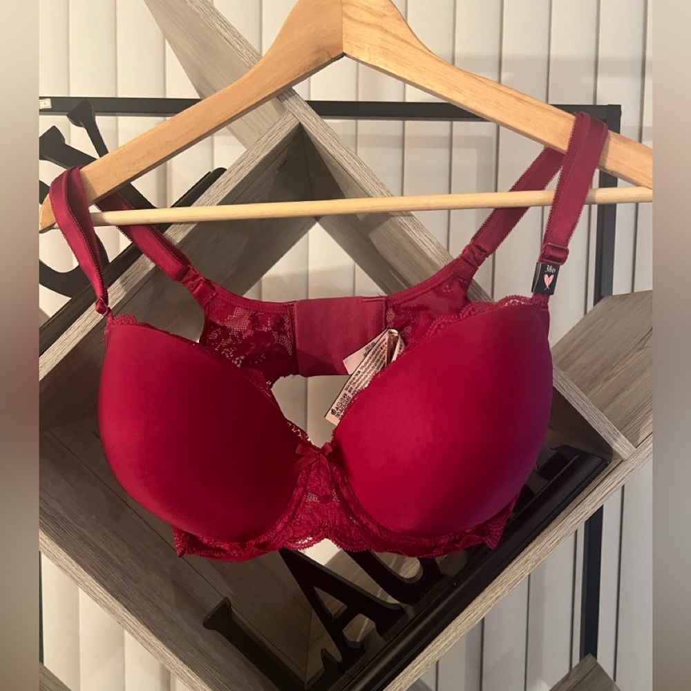 NWT VS Purple Dream Angels Demi Lightly Lined Bra